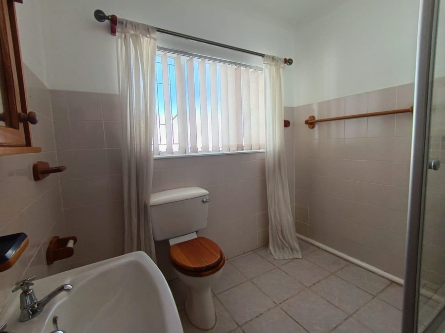 5 Bedroom Property for Sale in Universitas Ridge Free State